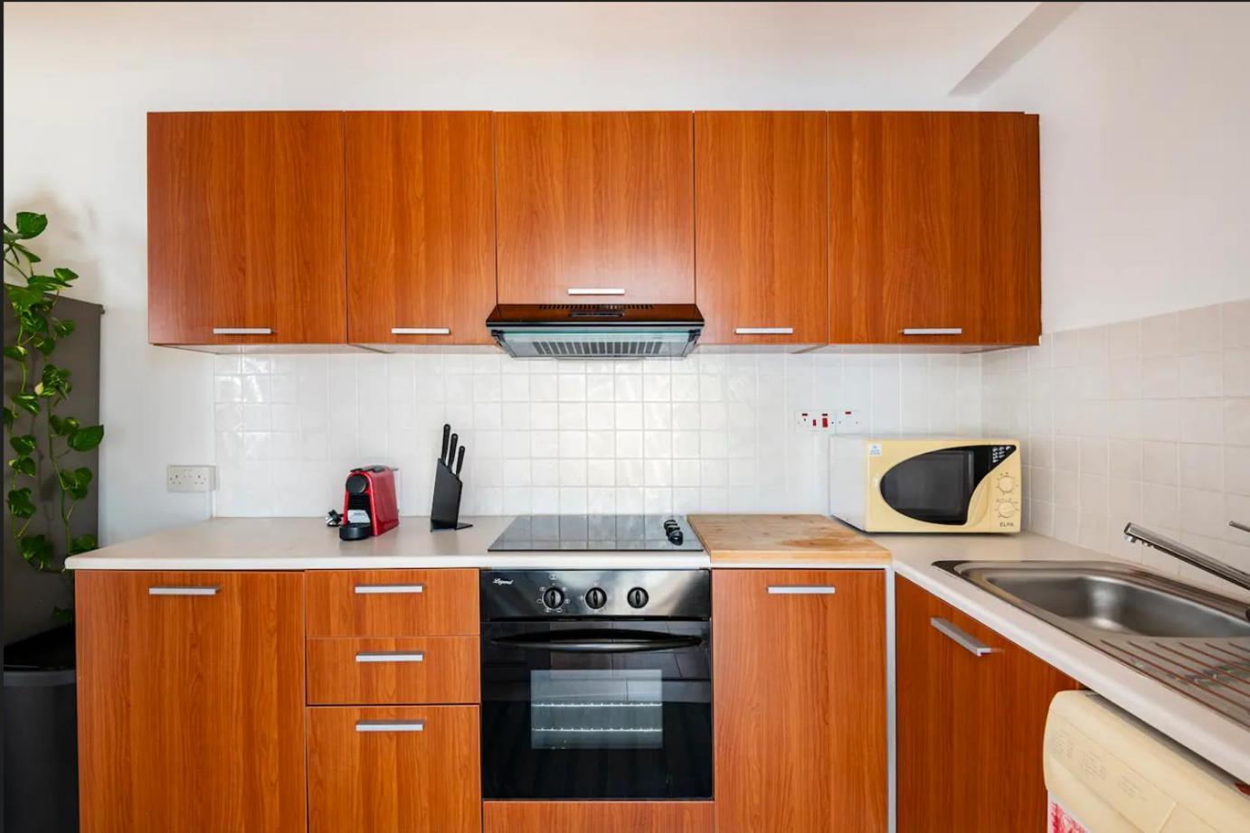 Top Floor Apartment City Center Larnaca Esterno foto